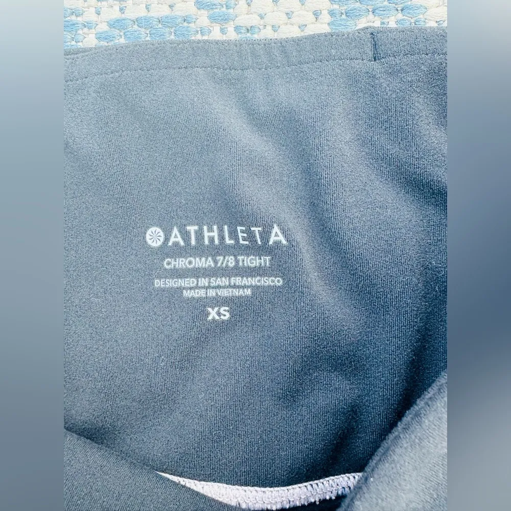 Athleta Chroma  Tight in Powervita, Black/ Quail Beige SIZE XS - Image 7