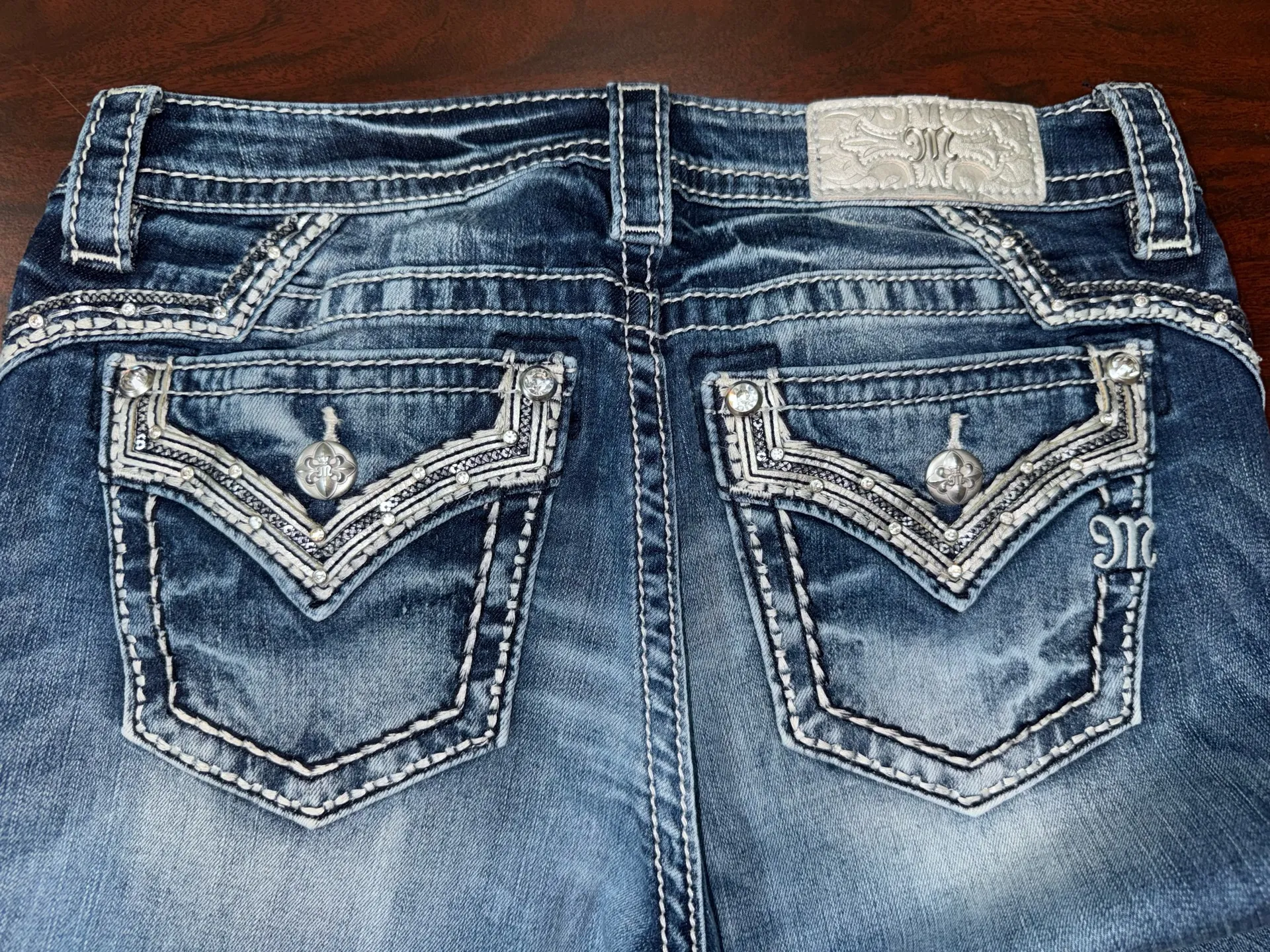 Miss Me Chloe Boot Jeans Size 28 with Rhinestones - Image 5