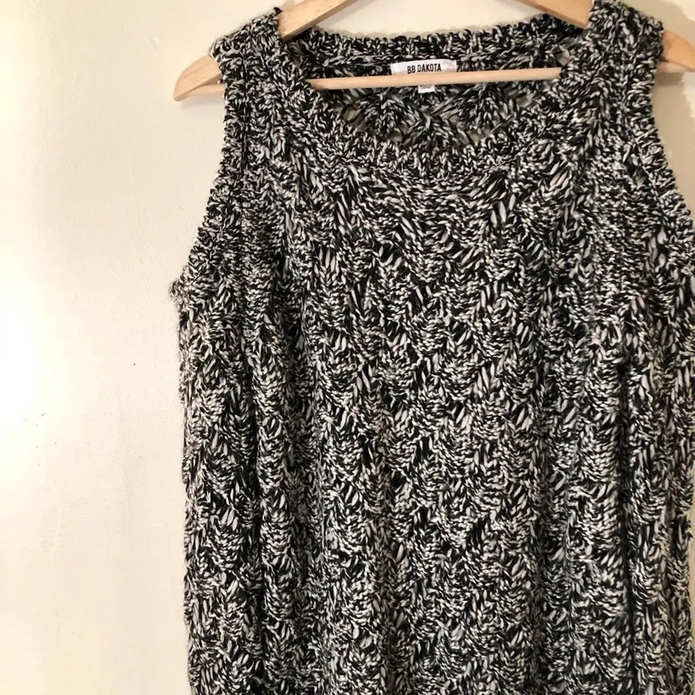 BB Dakota Bernette Cold Shoulder - Image 3