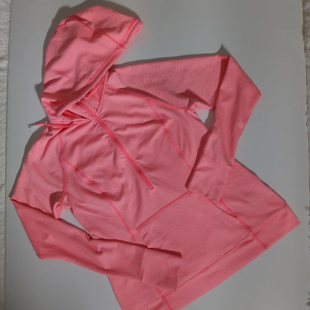 Tangerine Women's Activewear Hoodie Jacket Size Medium - Image 4