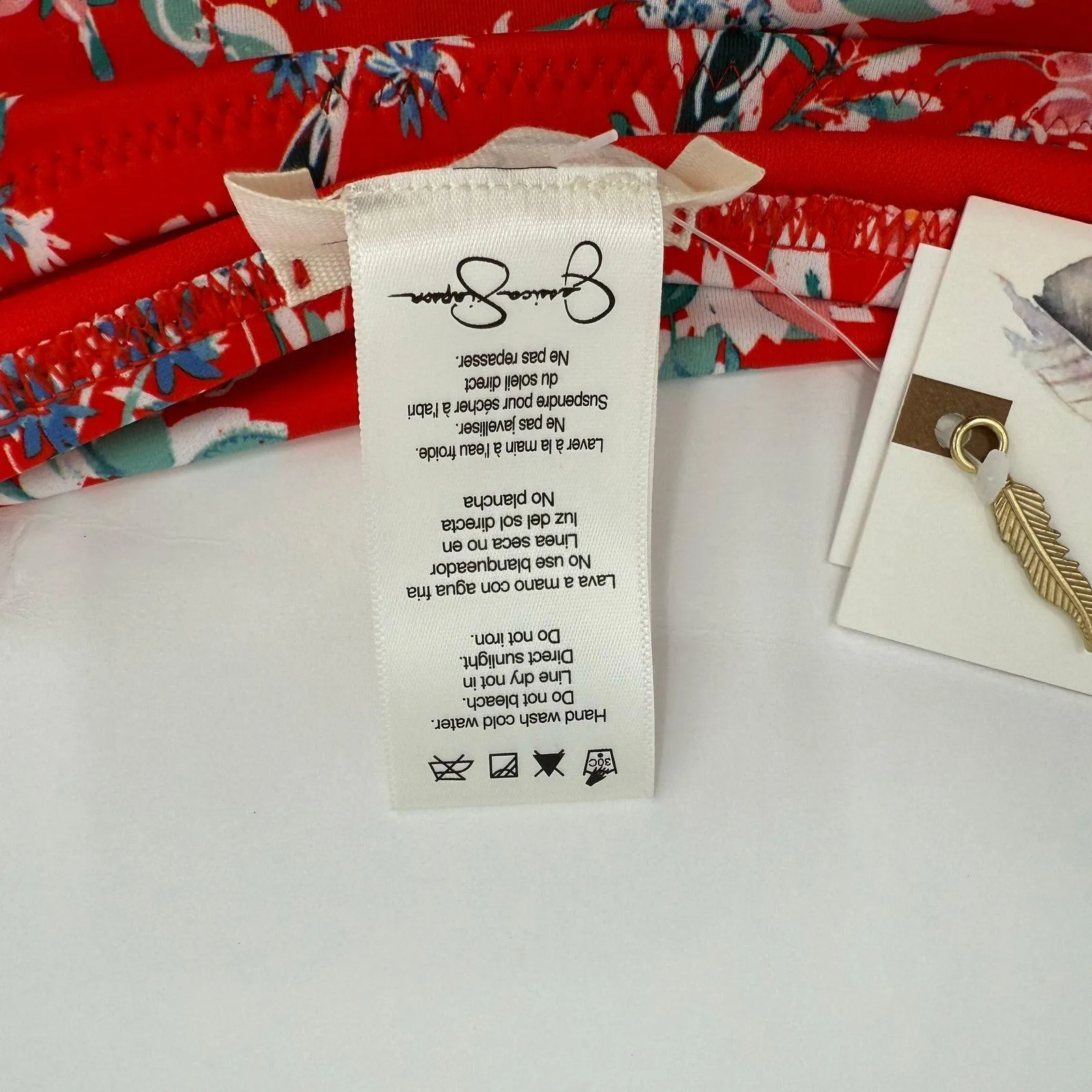 Jessica Simpson Bikini Bottom Size Large NWT Chantilly Lace Pepper Multi Red - Image 8