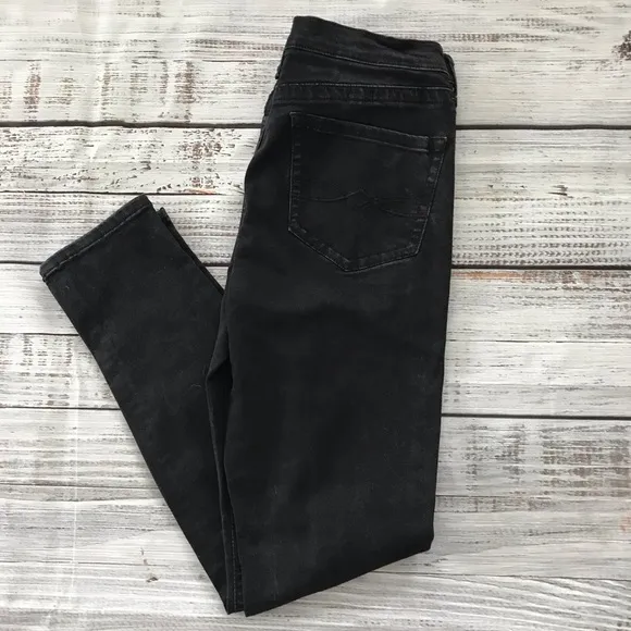 Mudd Black Skinny Jeans.  Size 13. EUC - Image 2