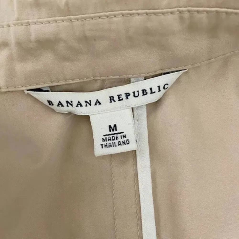 Banana Republic Tan Khaki Rain‎ Jacket - Image 2