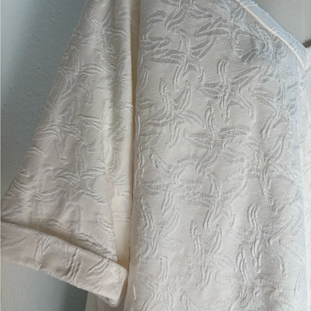 BloomChic Cream Starfish Boxy Cuffed Sleeve T - Image 7