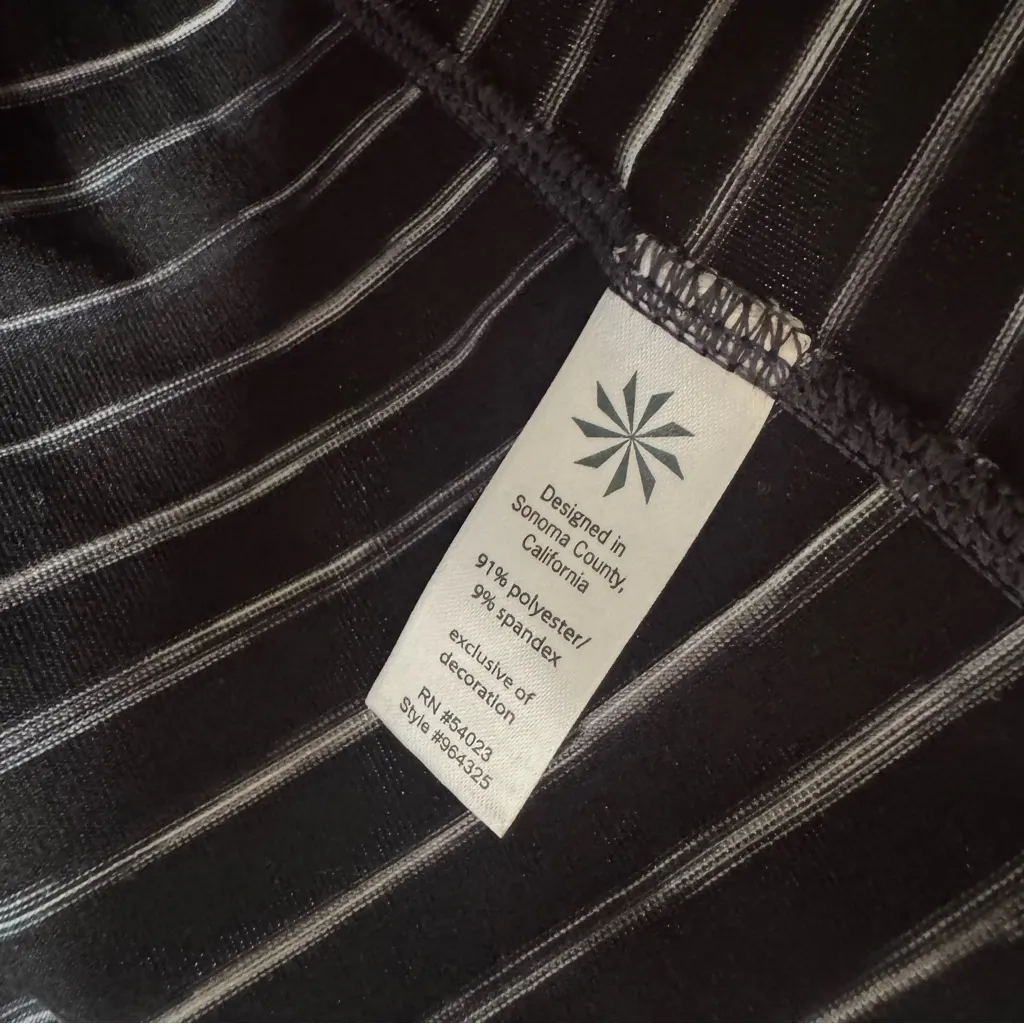 Athleta Elite Striped Half Zip Pullover Long Sleeve Stretch Black White Size XL - Image 6