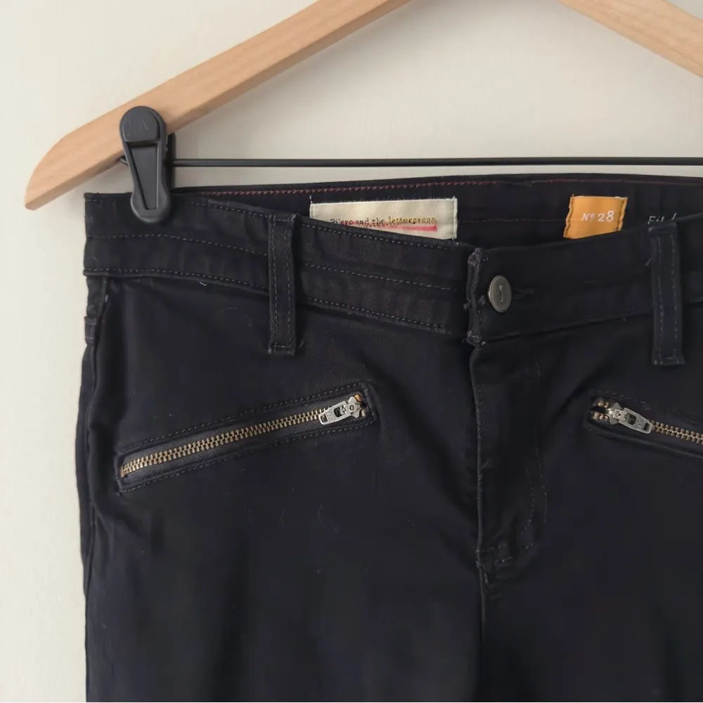 Pilcro and the Letterpress Anthropologie Ankle zipper Jeans Pockets Black denim - Image 3