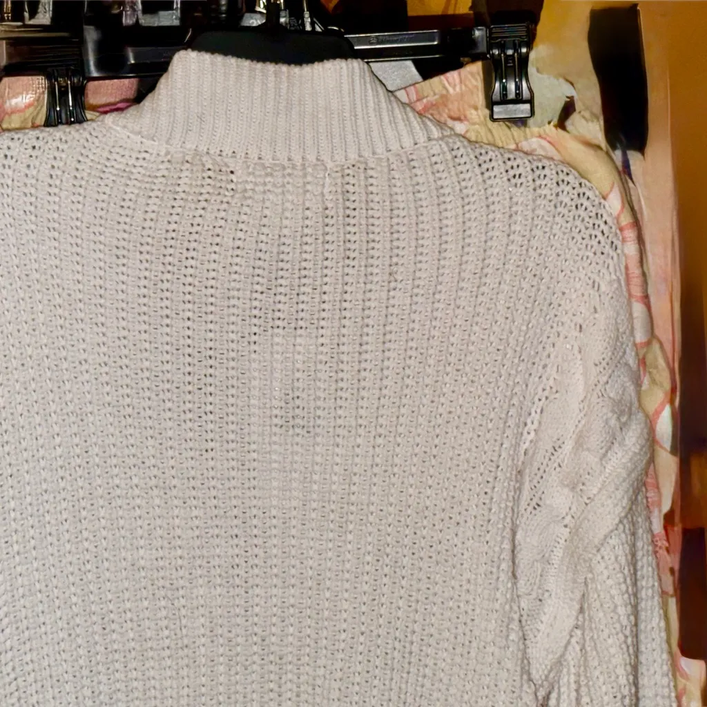 For The Republic Off-White Button-Up Knit Cardigan V-Neck Long Sleeve Sz S NWT - Image 10