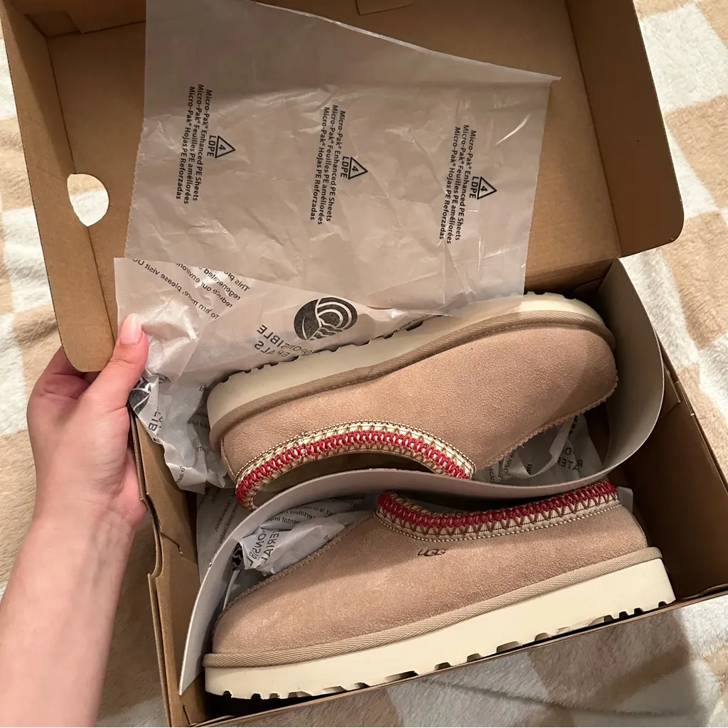 UGG Tasman Sand Sz 7 Women’s - Image 10