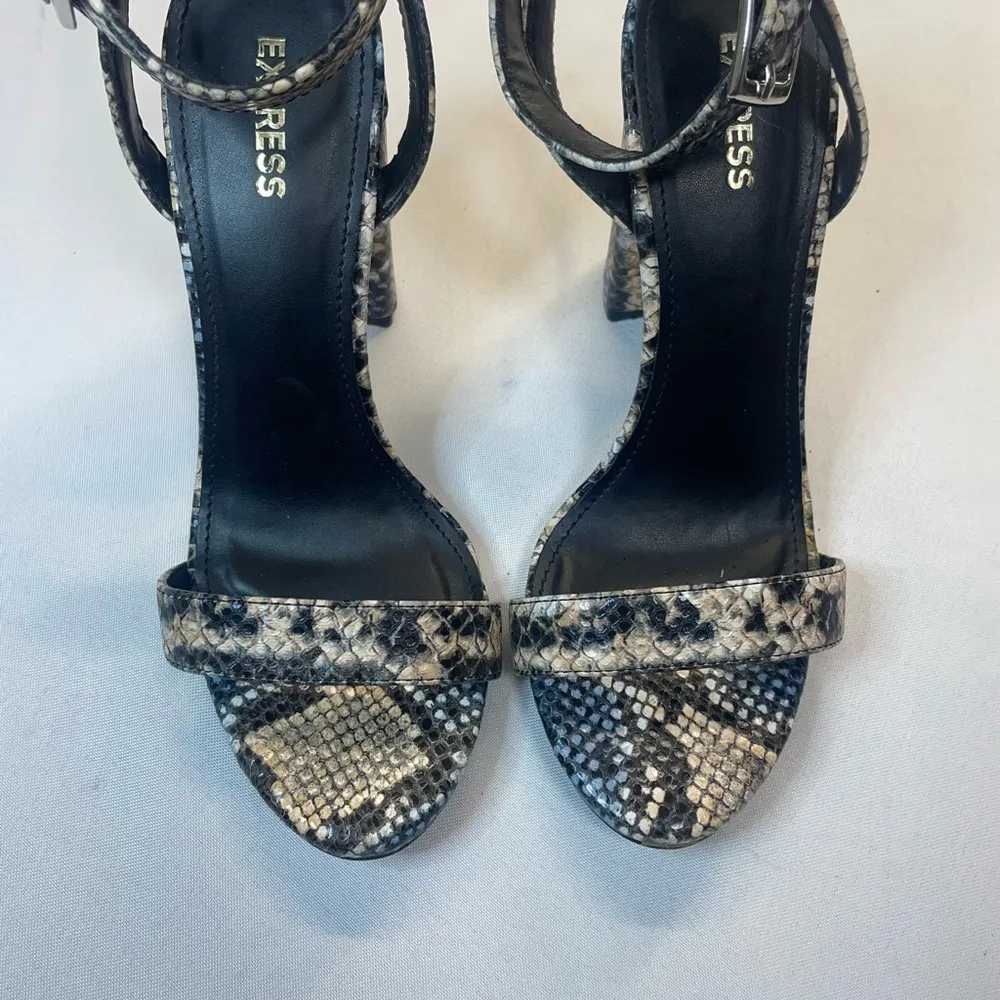Express Black and Gray‎ Heels with Stiletto Design - Image 3