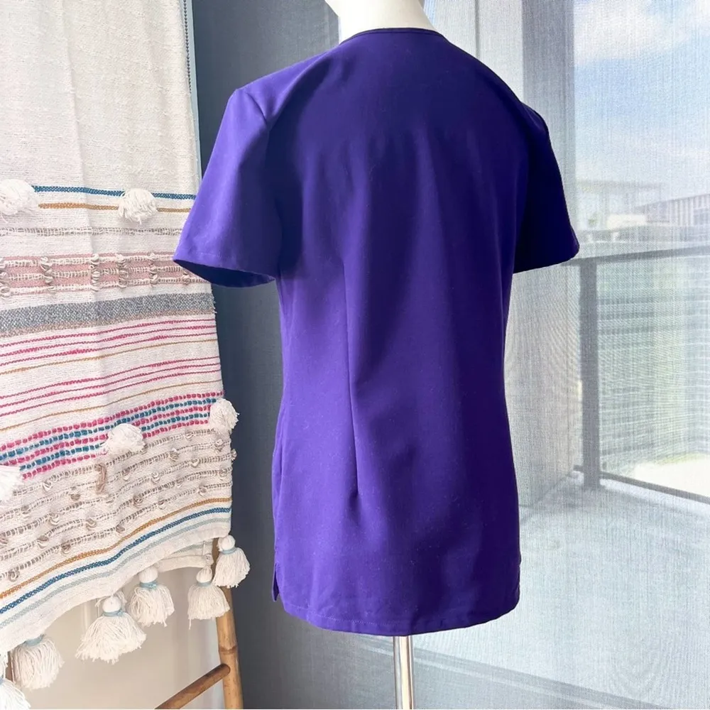 Casma Three-Pocket Purple V-Neck Short Sleeve Scrub Top Women’s Size XS - Image 4