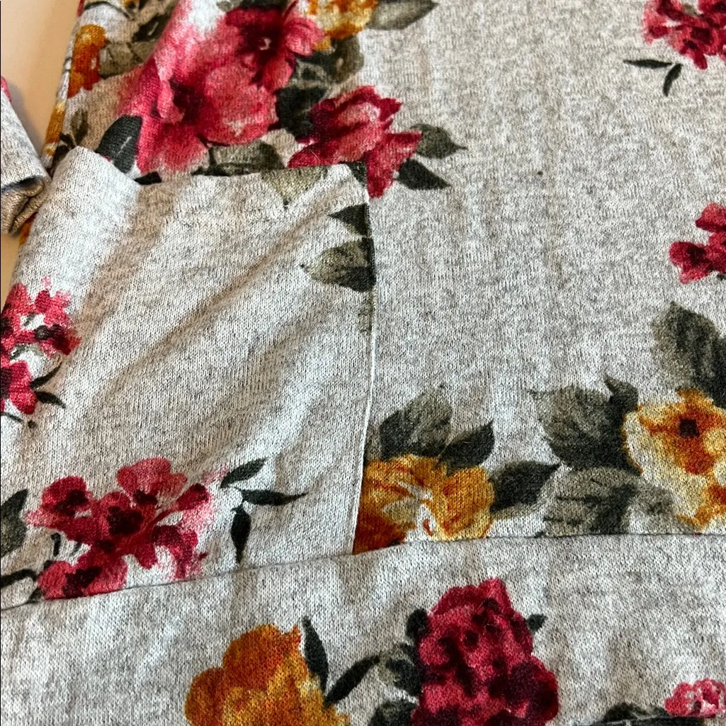 Oddy Floral Cowlneck Tunic Gray Size Medium - Image 7