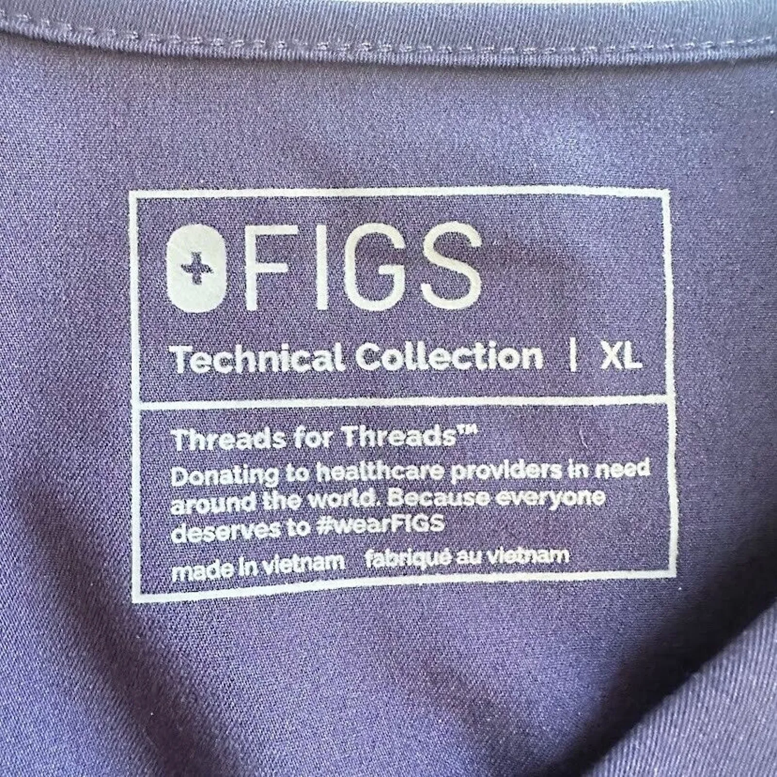 FIGS  Scrub Top Casma Three Pockets Navy Scrubs Technical Collection Womens XL - Image 8