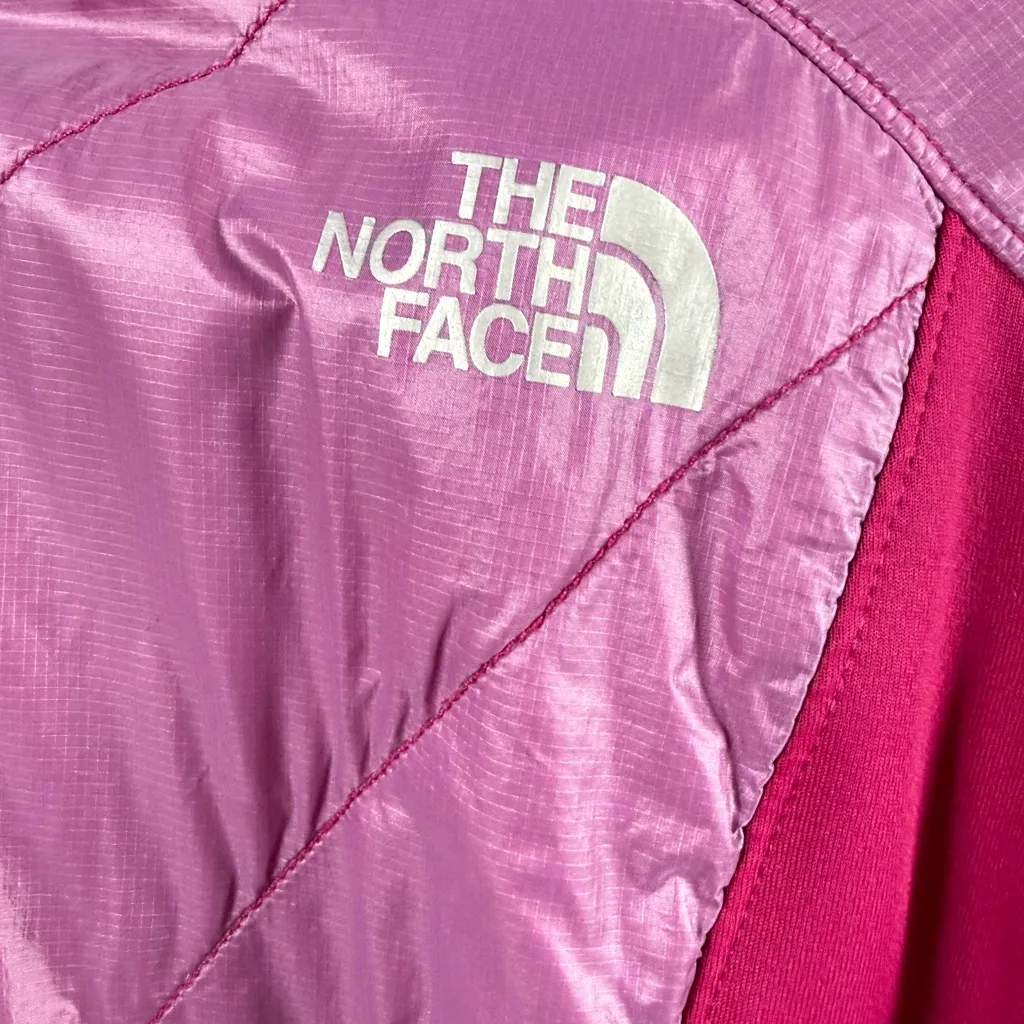 The North Face Zip Up Lightweight Jacket in Raspberry Size Medium - Image 7