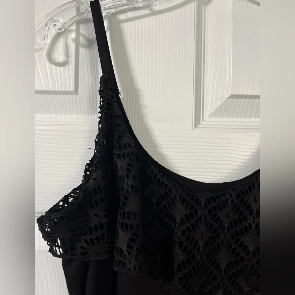 Xhilaration Black Ruffled Sleeveless Blouse - Image 4