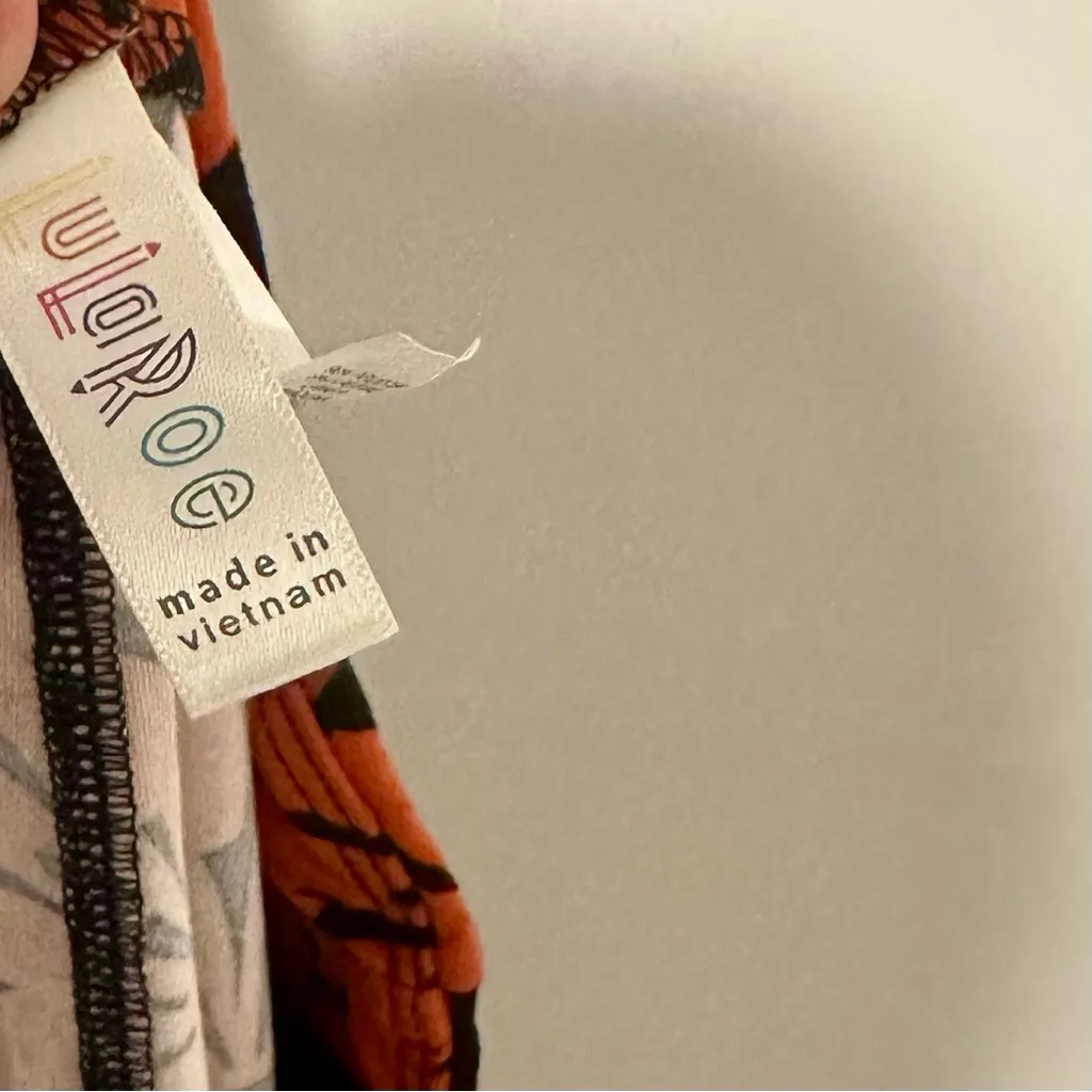 LuLaRoe Black and Orange Floral Leggings - Tall and Curvy Size 10-22 - Image 2