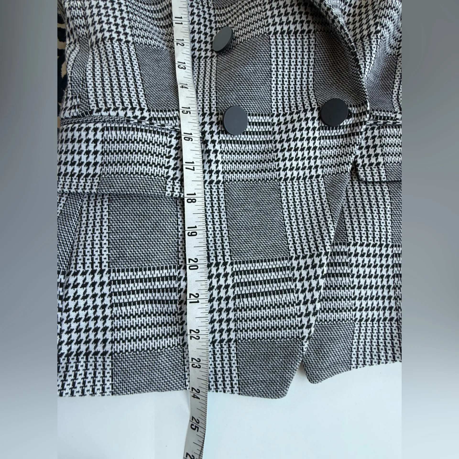 Bar III Women's Houndstooth Print Double Breasted Jacket‎ Black Size 6 - Image 8