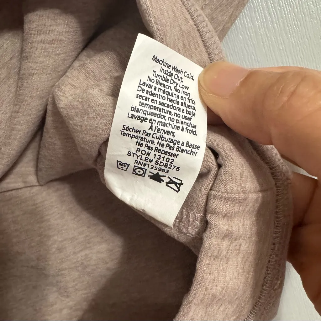 Beyond Yoga Women's Beige Crop Top Size Medium - Image 6