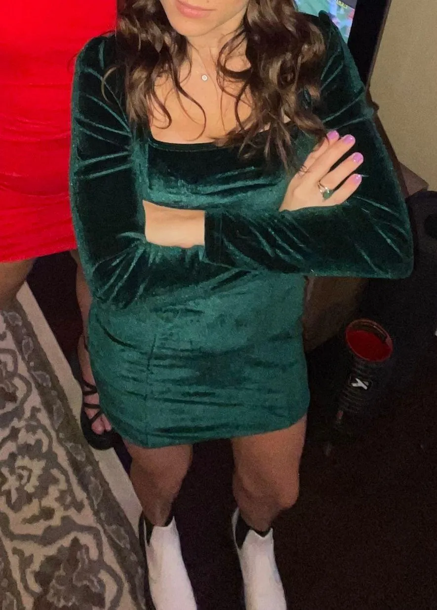 Velvet Green Dress - Image 2