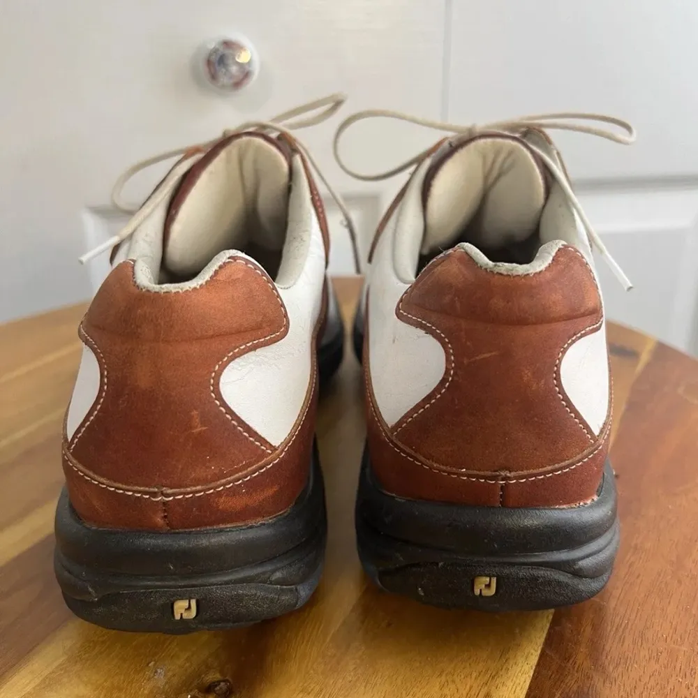 Footjoy Contour Series 94125 women's golf shoes size 9.5M - Image 3