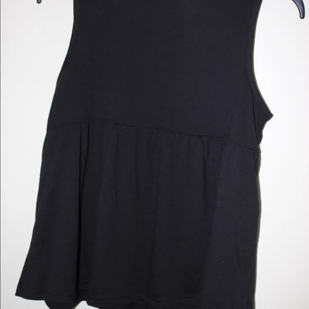 ⭐️3/$15 Black basics babydoll tank top Size undefined - Image 3