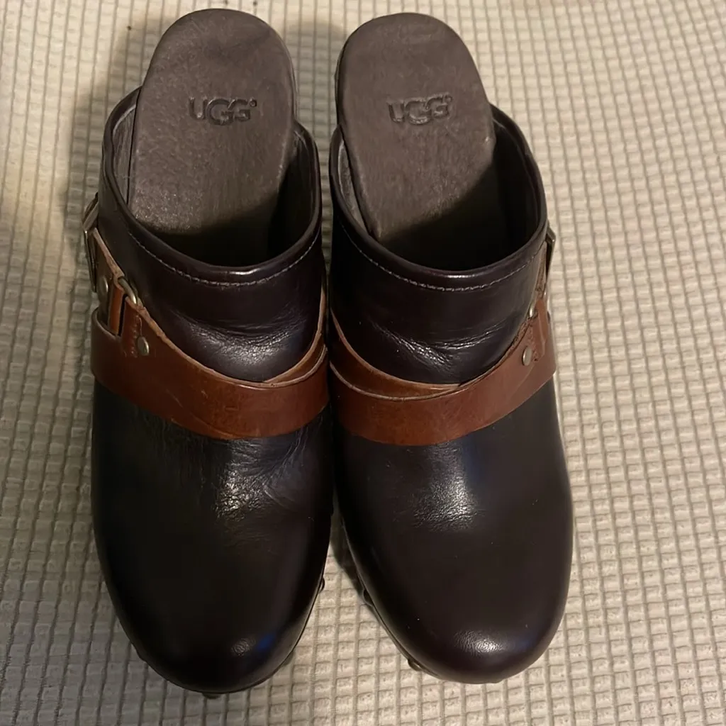 Ugg Brown Leather Clogs Size 8 - Image 2