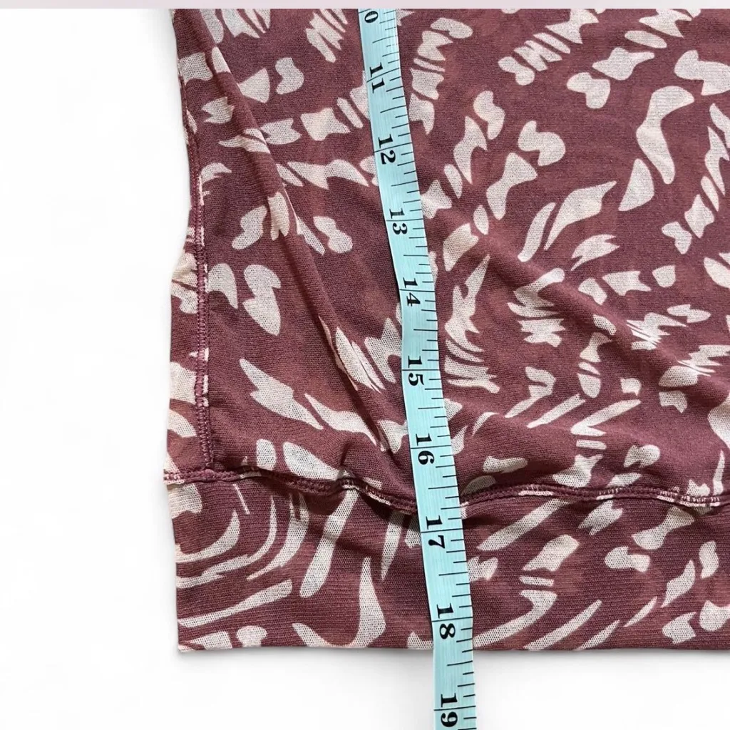 Skims top purple and Abstract signature mesh Tee S - Image 4