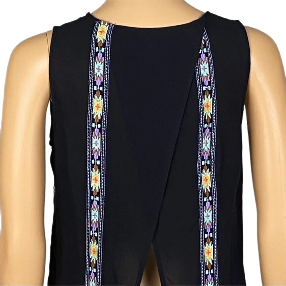 THML/ANTHROPOLOGIE black tank top with open back & southwestern stripes. XS. EUC - Image 7