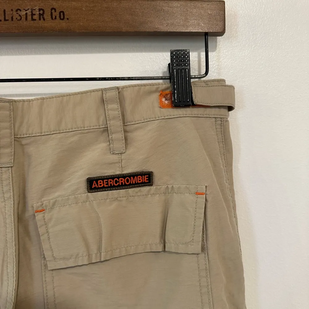 Vintage Abercrombie & Fitch Y2K Hiking Cargo Pants Women’s Size 4 Beige Flared - Image 6