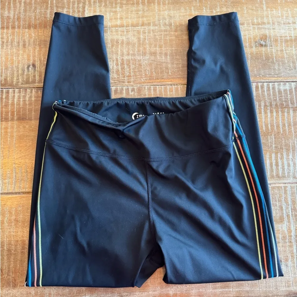 Zyia Active Black Speed Derby Stripe 7/8 Hi Rise Leggings - Image 2