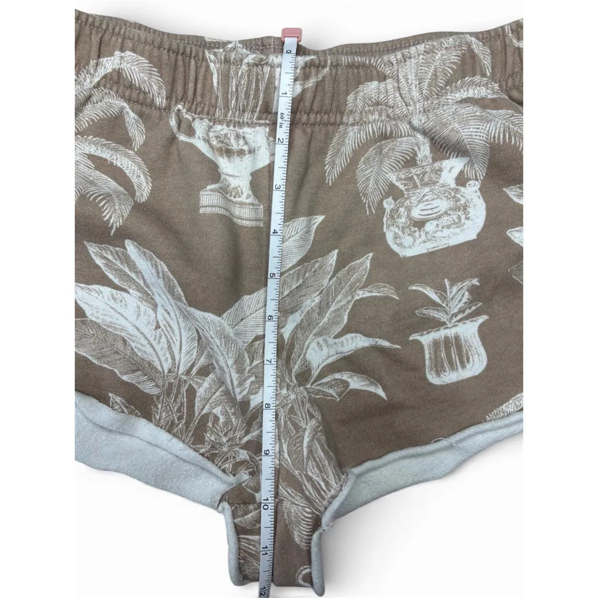 PacSun Tan Plant Pattern Sweat Shorts Size Small - Image 3