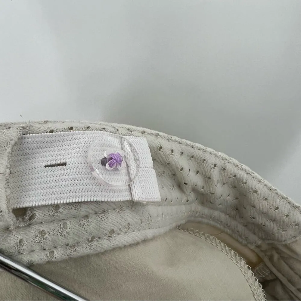 L.L. Bean nylon shorts women's size 4 comfort waistband trail outdoor hiking tan - Image 6