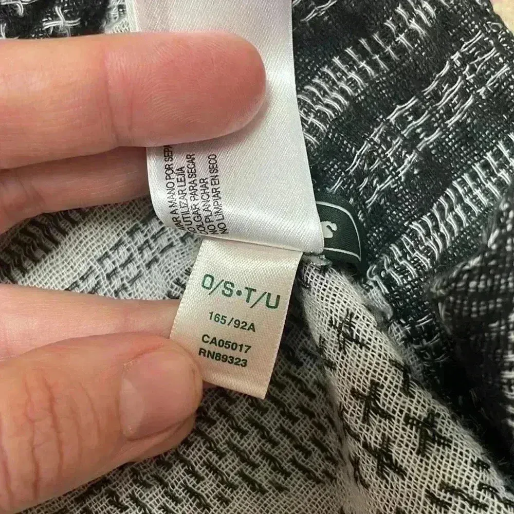 Roots Open Cardigan Black/Gray & White One Size - Image 5