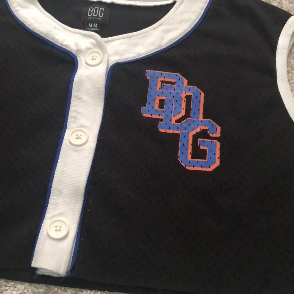 BDG crop mesh vest button open front top, size medium - Image 4
