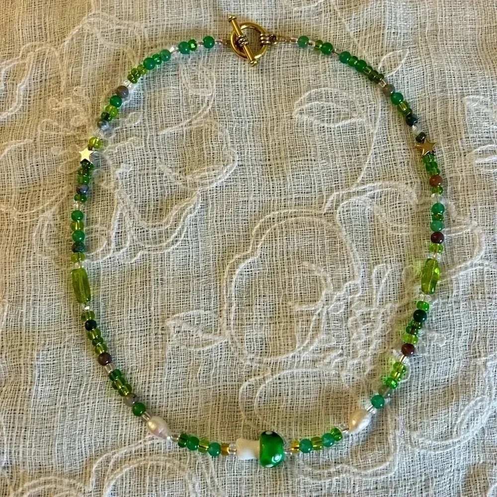 🍄 Handmade green mushroom seed bead choker necklace w/ pearls +green aventurine - Image 4