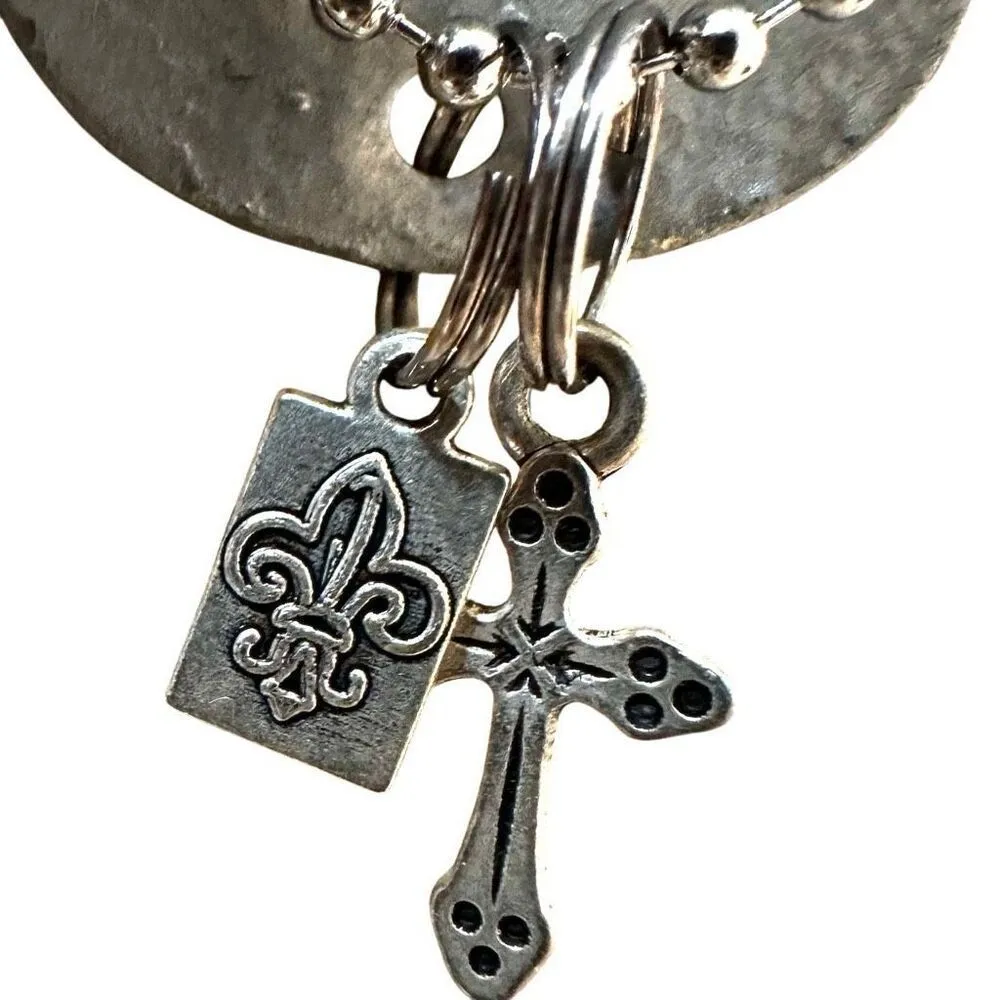Kate Mesta we rise by lifting others dog tag cross charm necklace - Image 3