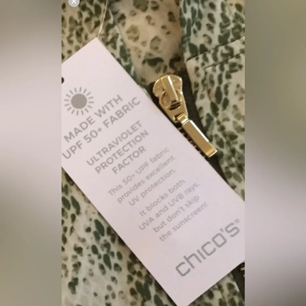 Chico’s Women Zenergy Zeema Olive Hooded Spring Zipup Snakeskin Print Jacket - Image 10