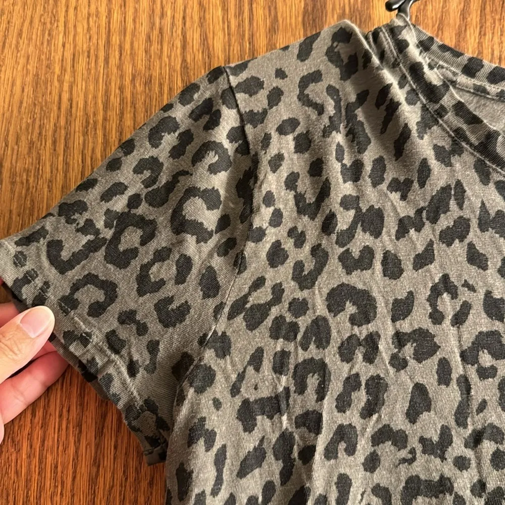 Lucky Brand Animal Print S/S Shirt Olive Black Size Small EUC #1033-OAK - Image 3