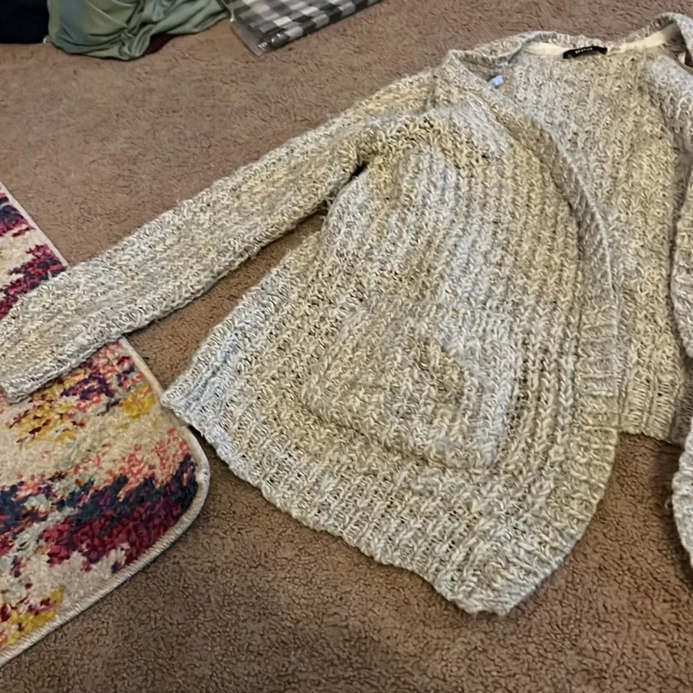 Bdg xs cardigan - Image 3