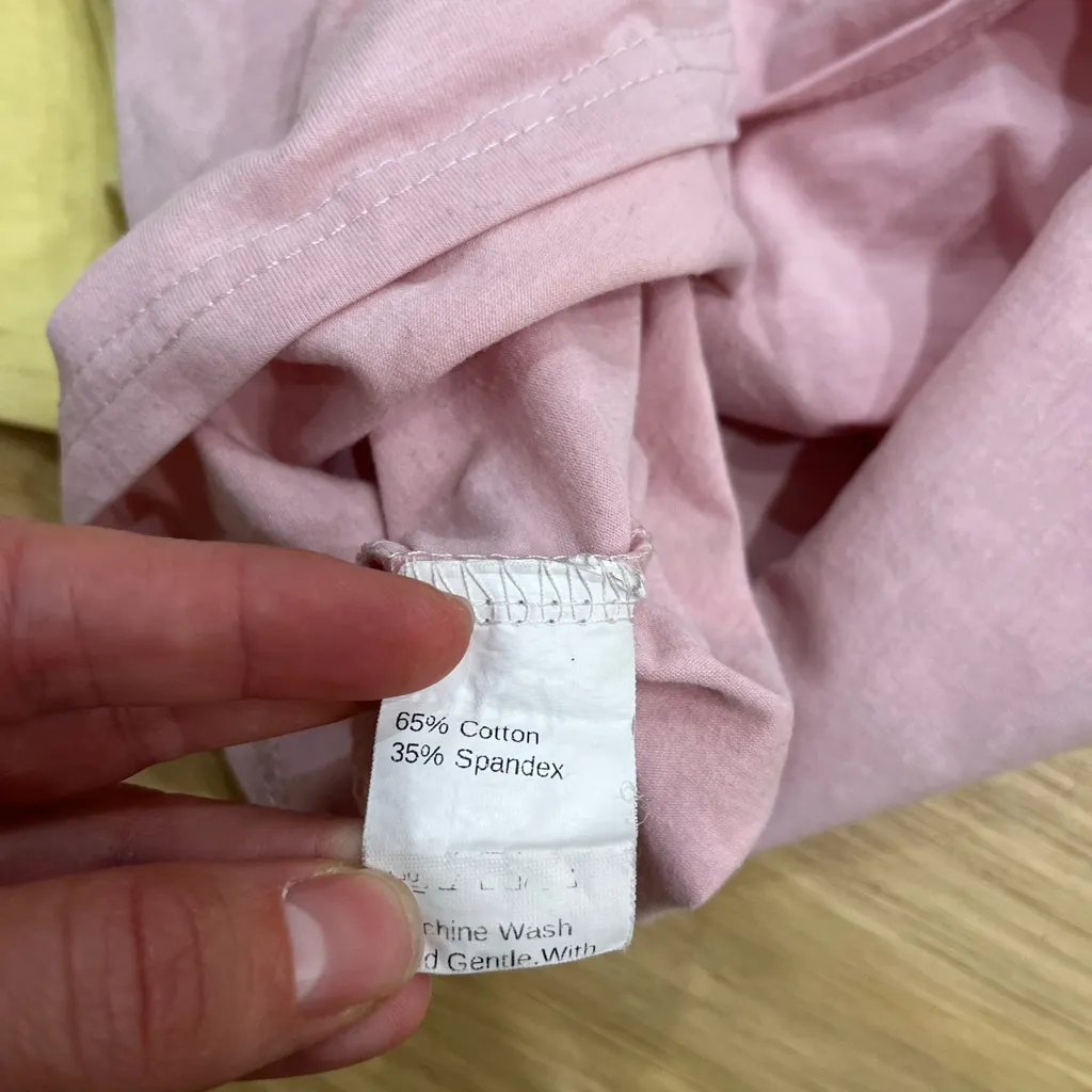 ROMWE Cropped T-shirt with Mushroom Patch - Pink, Blue, Yellow size small - Image 9