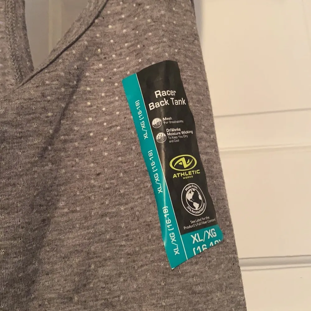 NWT Athletic Works halter back gym tank, XL - Image 4