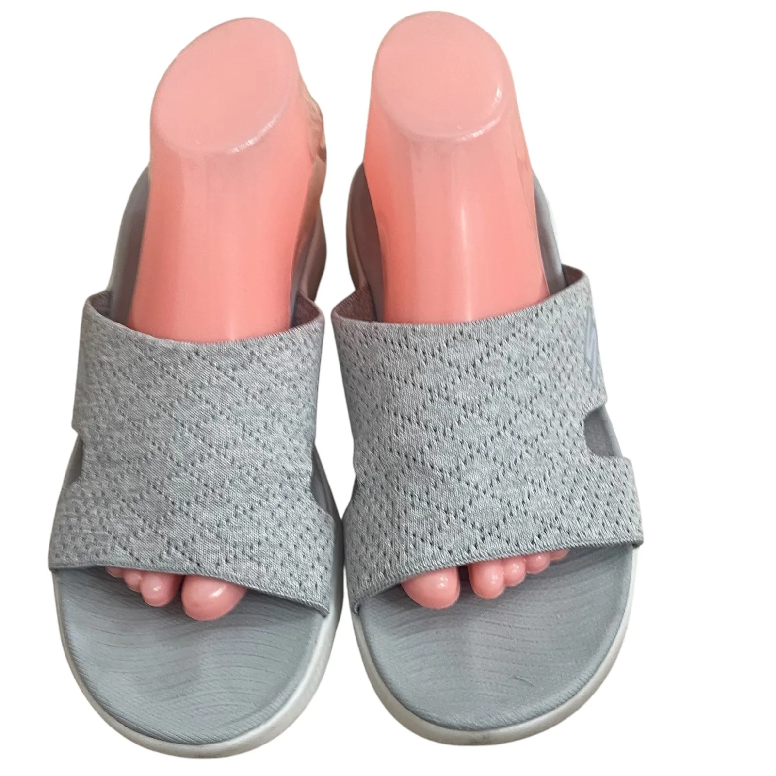 Skechers Go Walk Massage Fit Gray Knit Slide Sandals Comfort Shoes size 9 EUC - Image 2