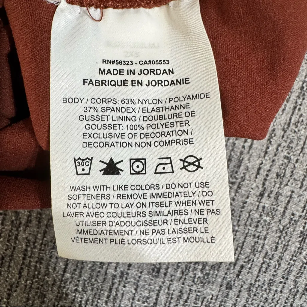 Nike Yoga Luxe Tight Shorts - Image 10