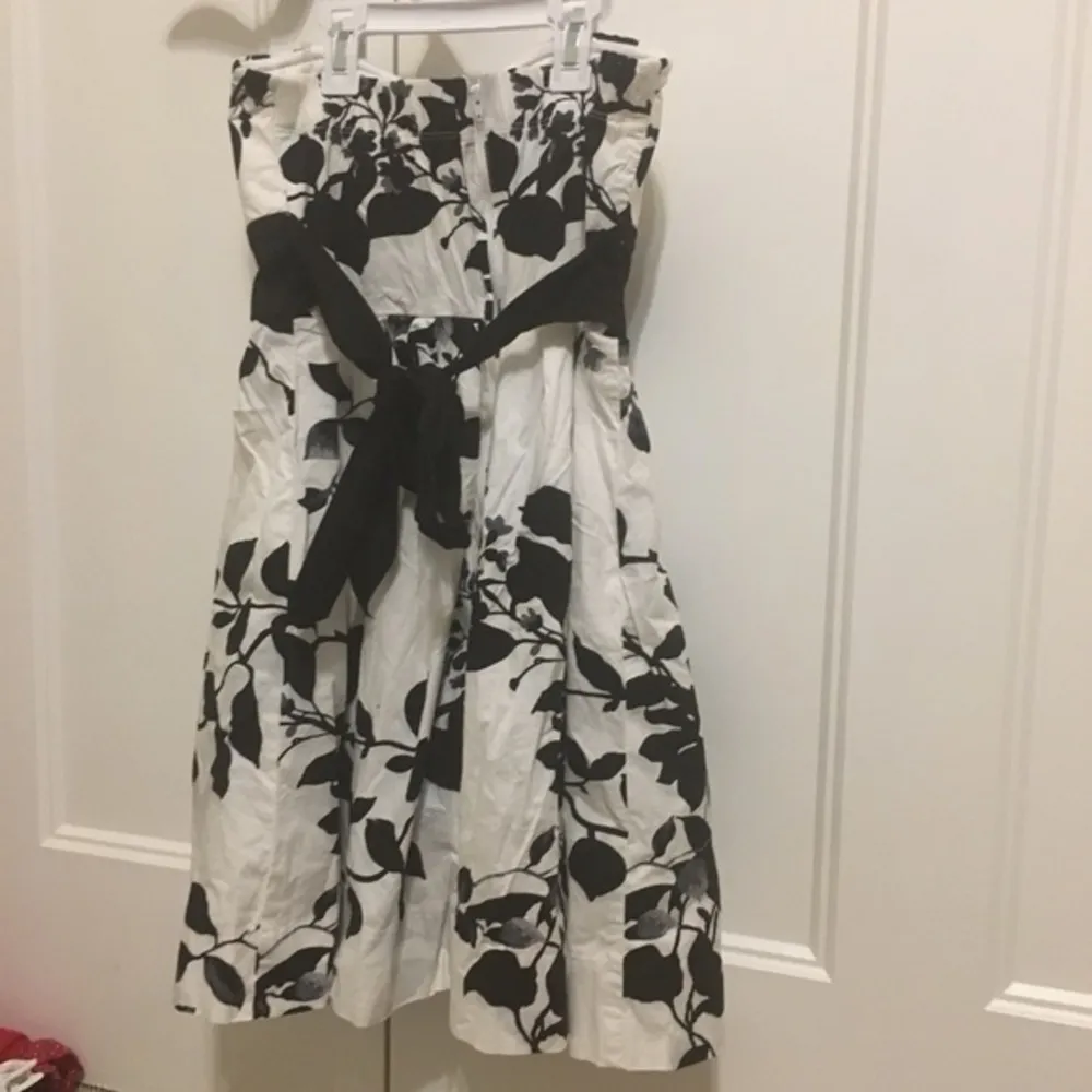 Strapless Floral Dress size 7 juniors - Image 10