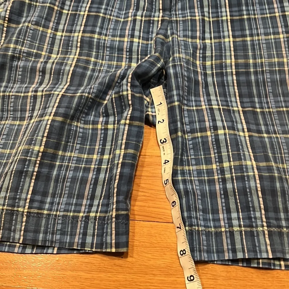 WOOLRICH womens cotton shorts  size 10. - Image 5