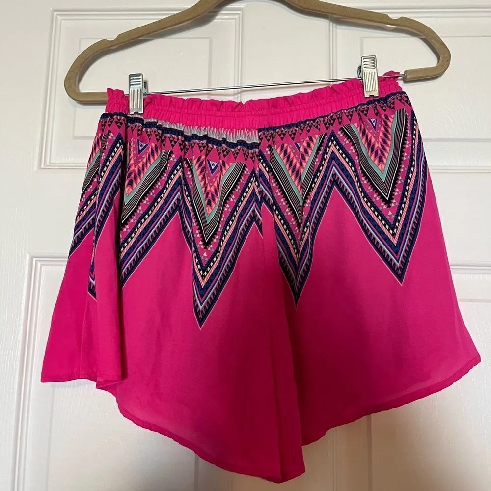 Lush Elastic Shorts - Image 5