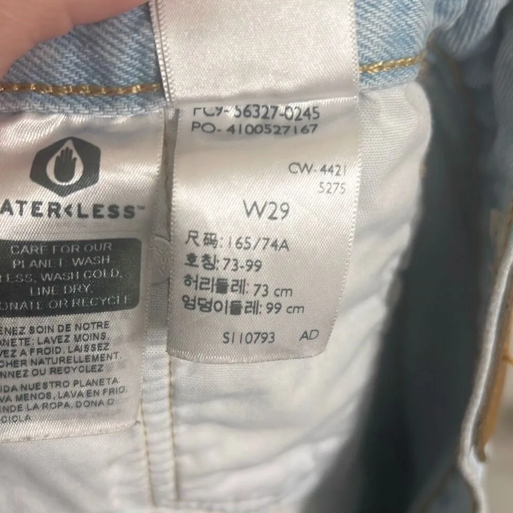 ✨Levi's® Premium 501® Original High-Rise Cut-Off Jean Sz 29 Shorts✨ - Image 13