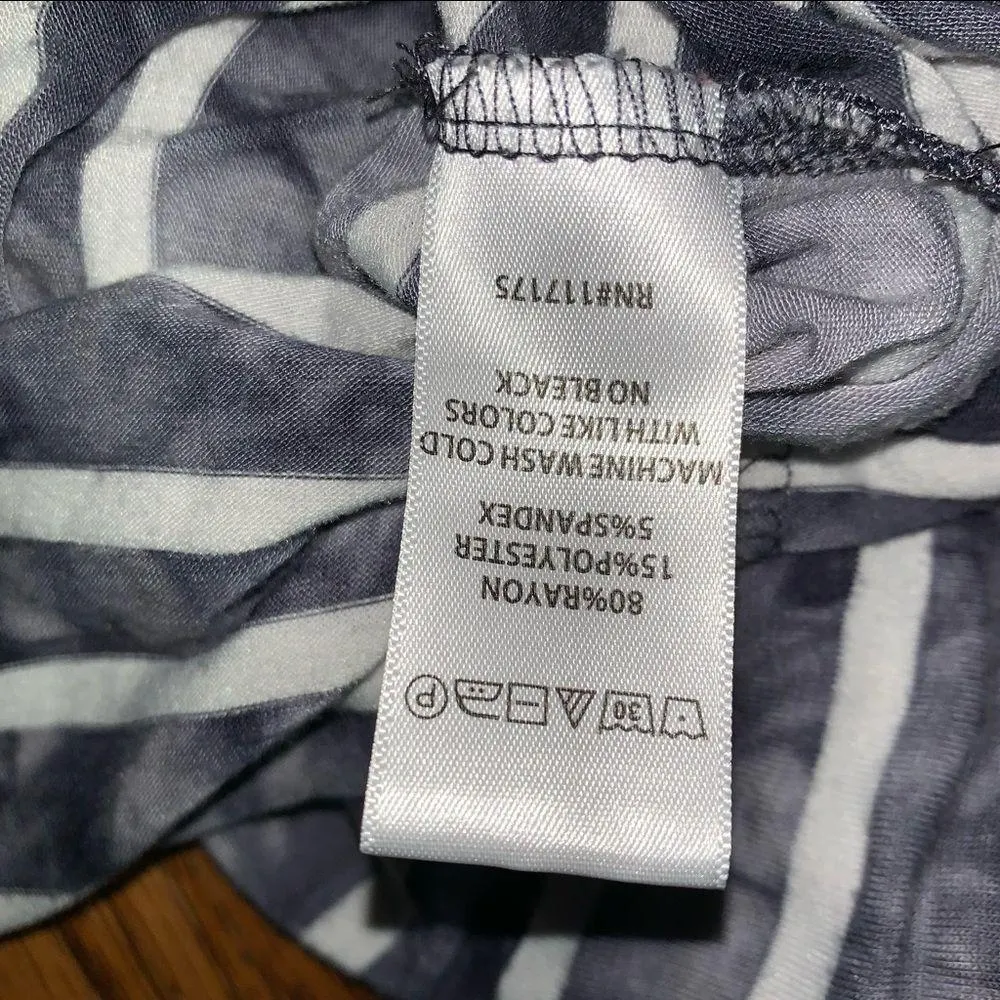 Dakine Blue & White Striped Beach Dress size Small - Image 6