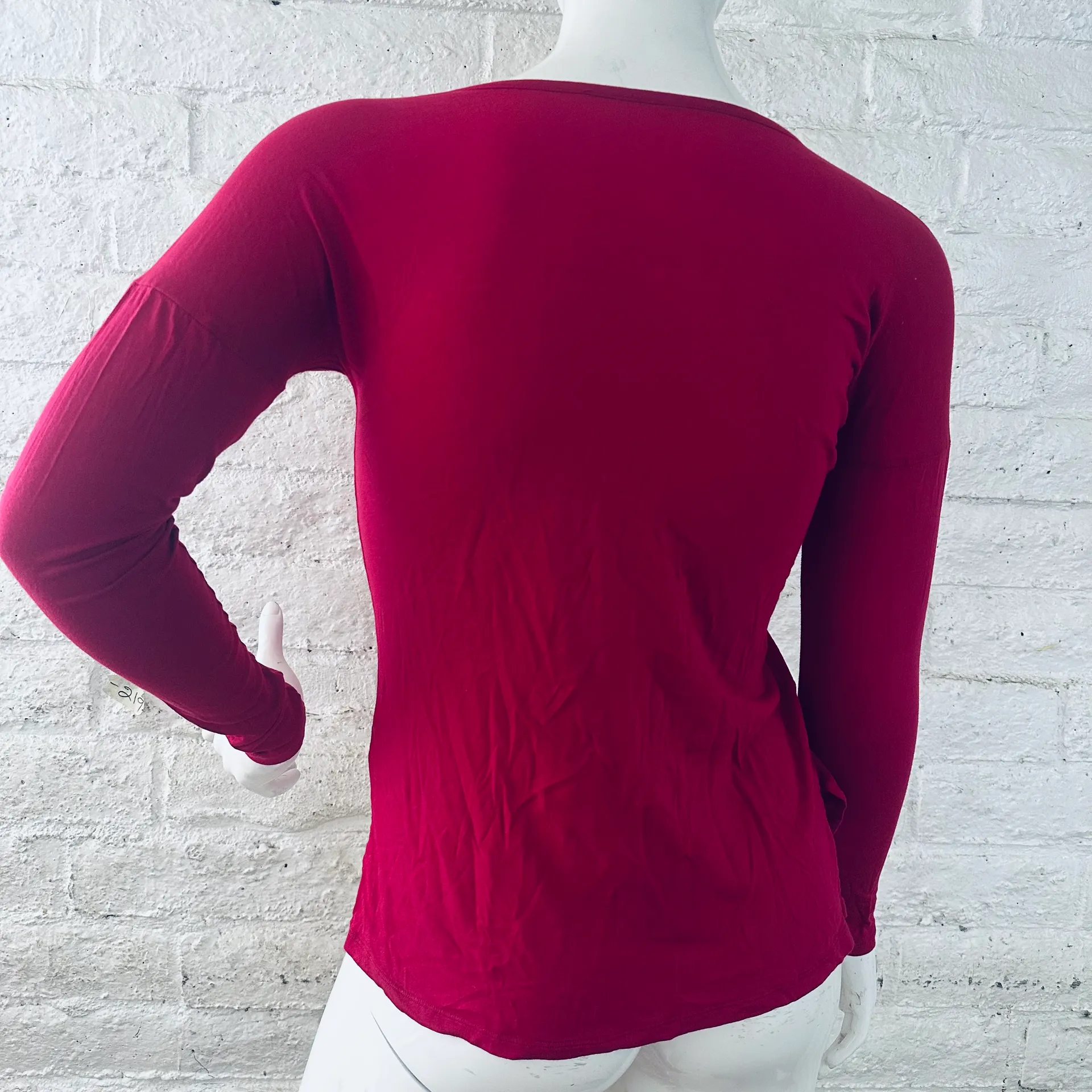 blouse burgundy size M label good condition - Image 3