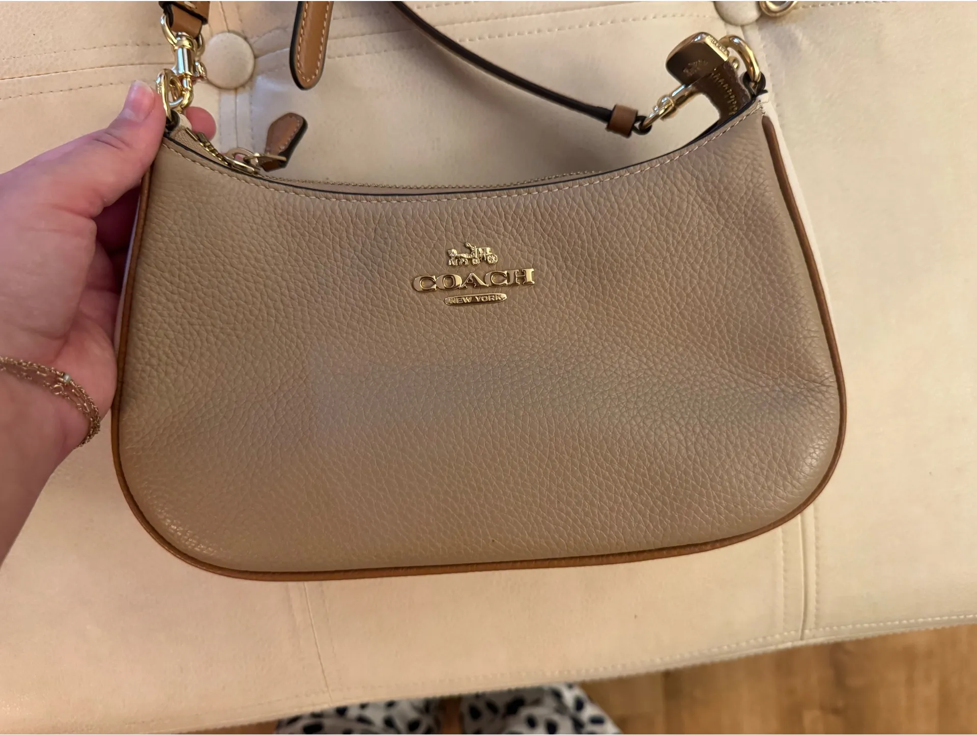 Coach Taupe & White Bag - Image 2