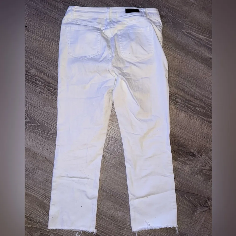Kenneth Cole NY Jeans White Size US6 button front, 5 pocket - Image 9
